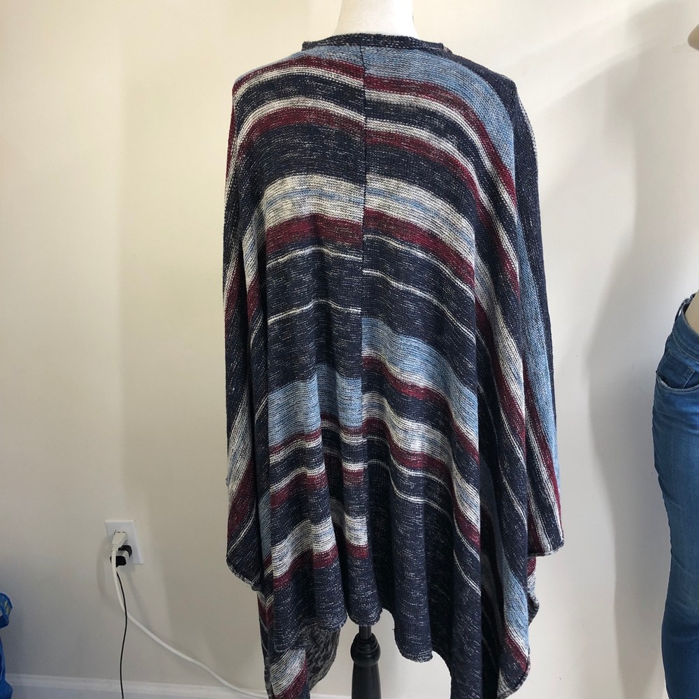 Free People The Big Trail Poncho Cardigan Womens L Blue Oversized Boho Earthy - Picture 2 of 9